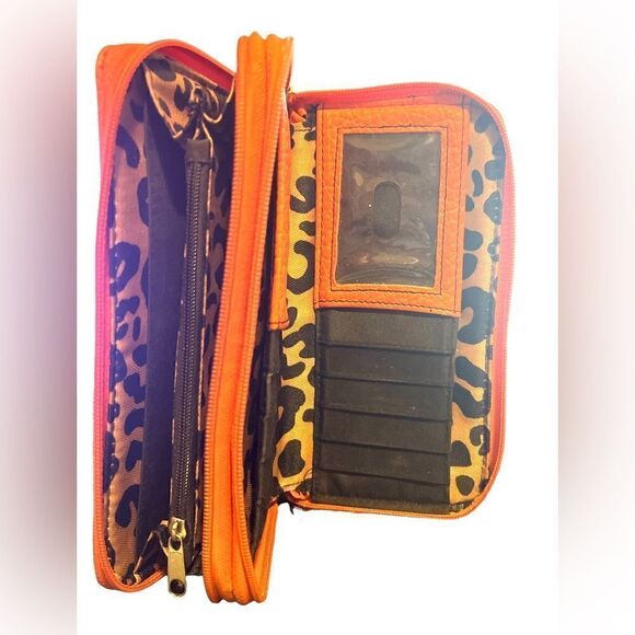 JESSICA Simpson full size wallet - Picture 5 of 12